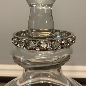 listing-status-banner